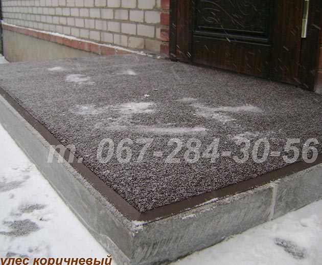 Ворсовые накладки на ступени